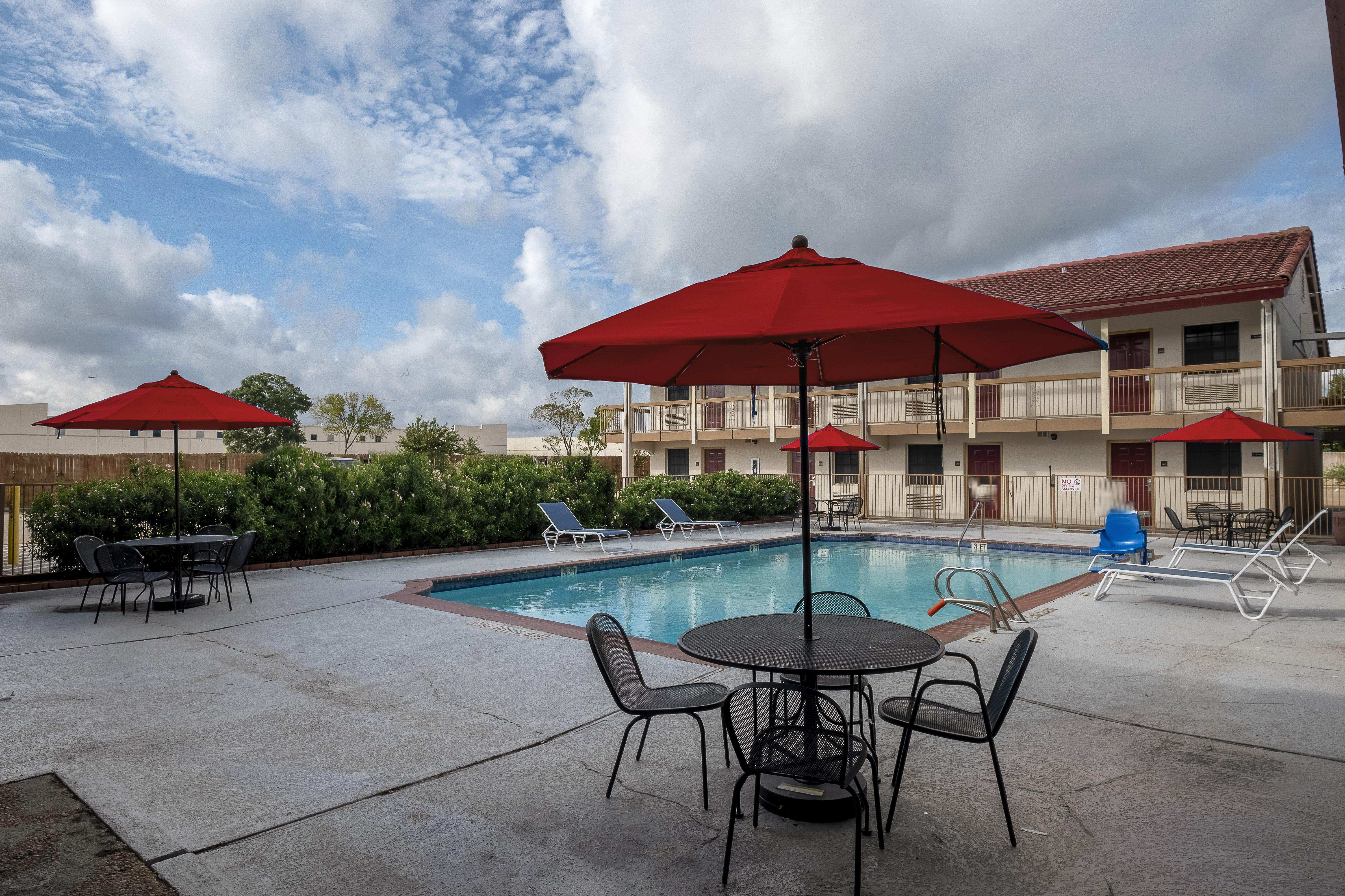 Red Roof Inn Houston North - Fm1960 & I-45 Westfield Exterior foto